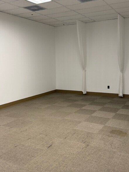 More Photos Of 5255 Longley Ln, Reno Storefront Retail Office For Lease