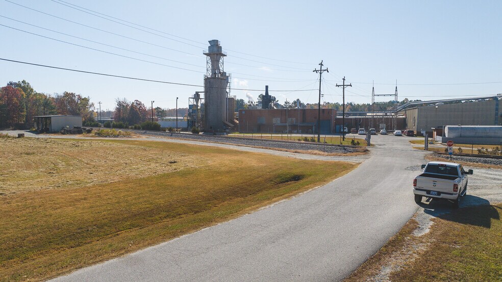 More Photos Of 313 New Cut Rd, Lexington Land For Sale