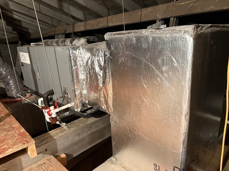 More Photos Of 415 Broad Ave, Stanton Industrial For Sale