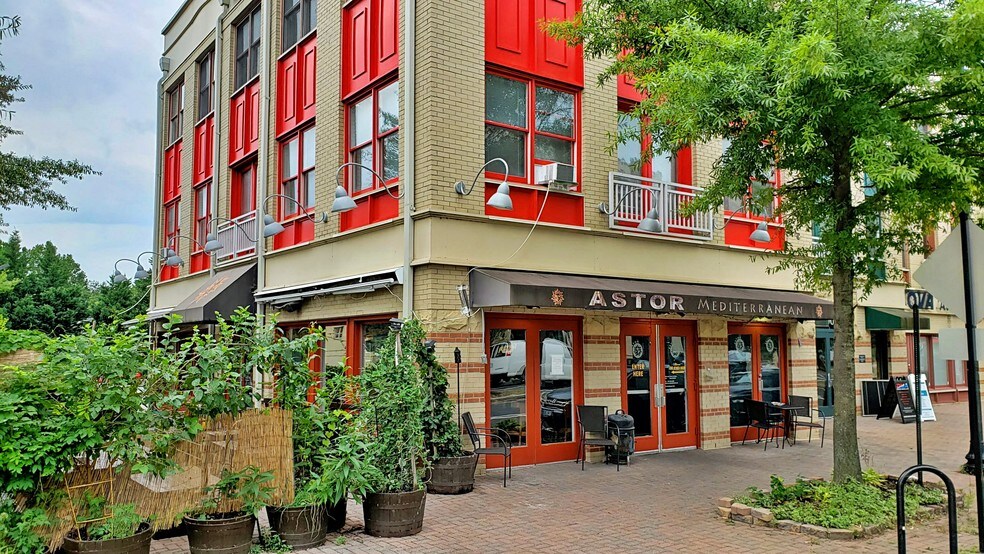 More Photos Of 2300 N Pershing Dr, Arlington Medical For Sale