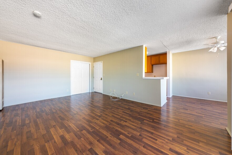 More Photos Of 13951 Moorpark St, Sherman Oaks Apartments For Sale