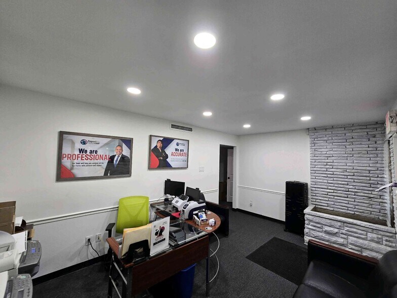 More Photos Of 1212 Crosstimbers St, Houston Office Residential For Sale