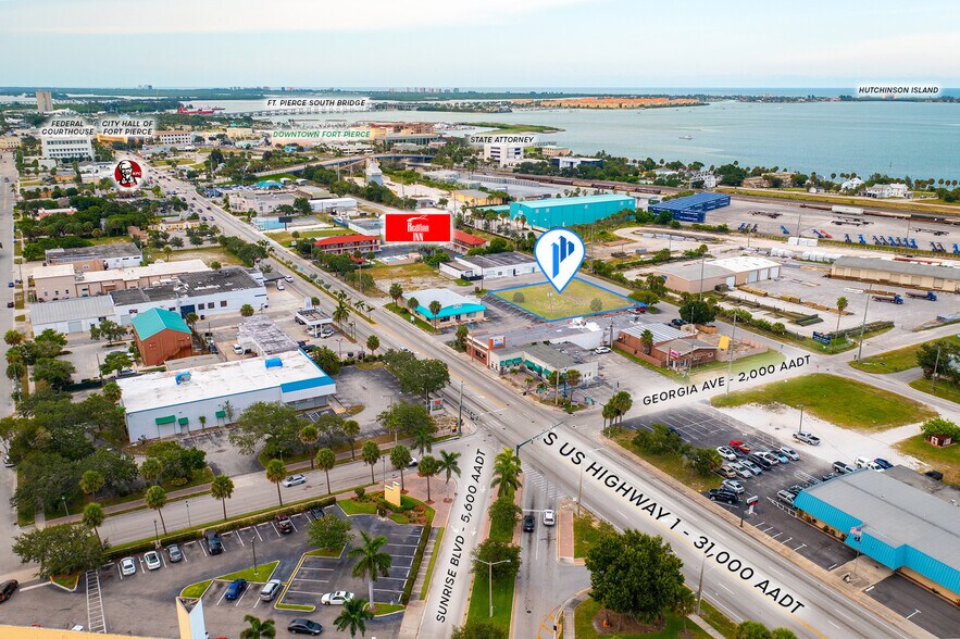 More Photos Of 301 Florida Ave, Fort Pierce Flex For Sale