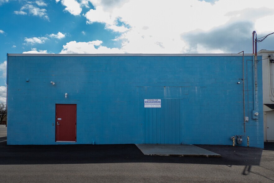 More Photos Of 1117 Union Blvd, Allentown Office For Sale