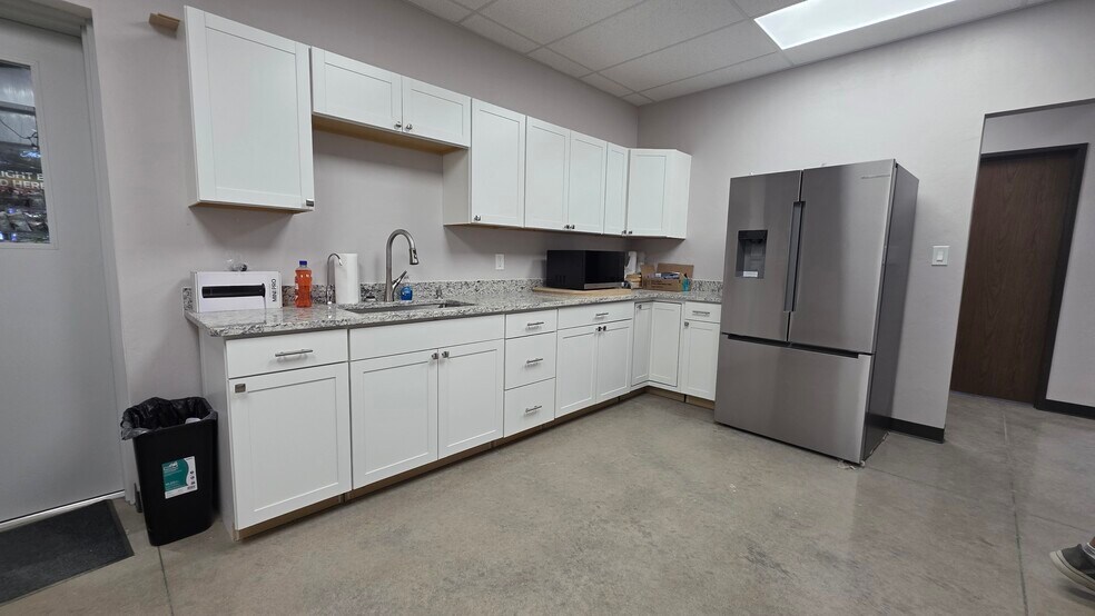 More Photos Of 3609 S County 1232 Rd, Midland Warehouse For Sale