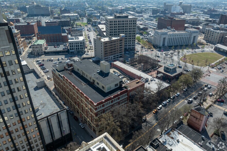 More Photos Of 800 Market St, Chattanooga Apartments For Sale