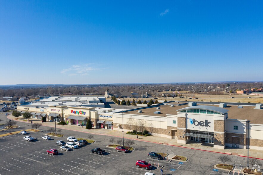Primary Photo Of 9110 N 121st Ave E, Owasso Unknown For Lease