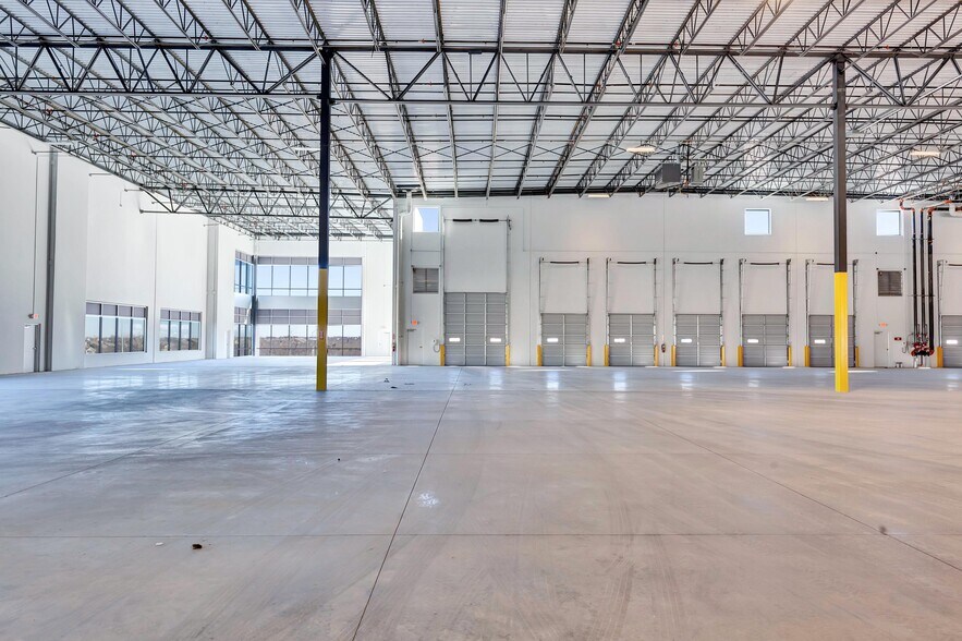 More Photos Of AW Grimes Blvd, Round Rock Unknown For Lease