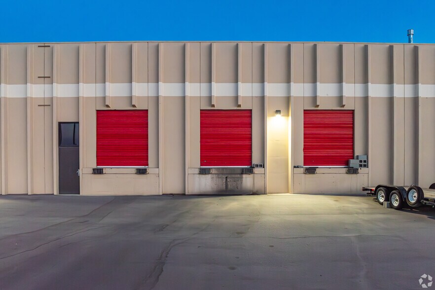 More Photos Of 621 9th Ave, Midvale Warehouse For Lease