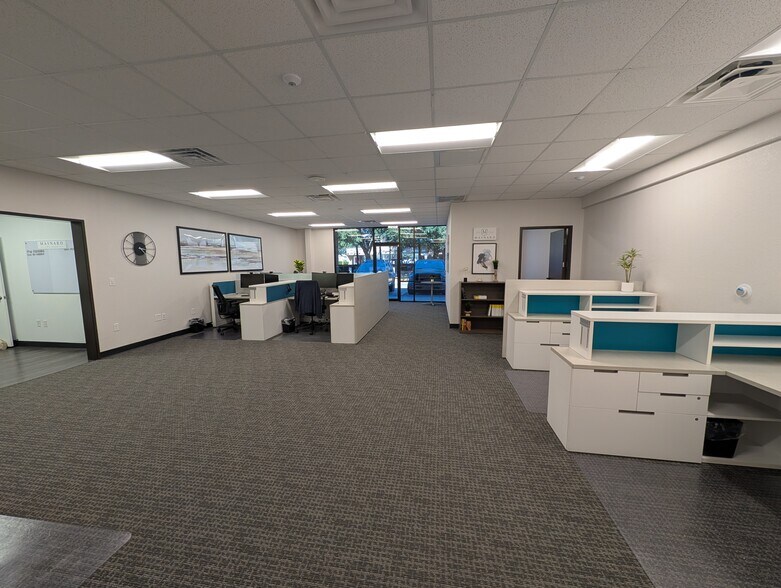 Primary Photo Of 1101 Wooded Acres Dr, Waco General Retail For Lease