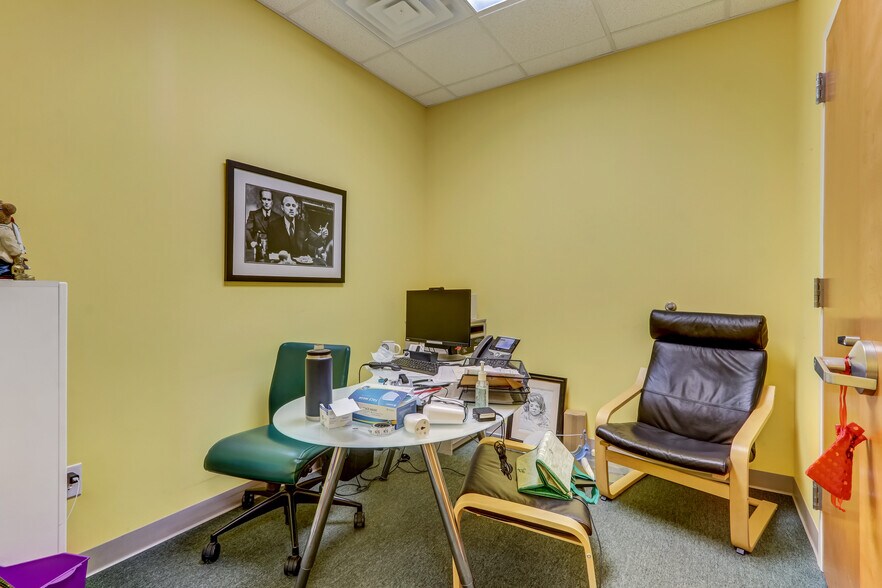 More Photos Of 118 S Scales St, Reidsville Medical For Sale