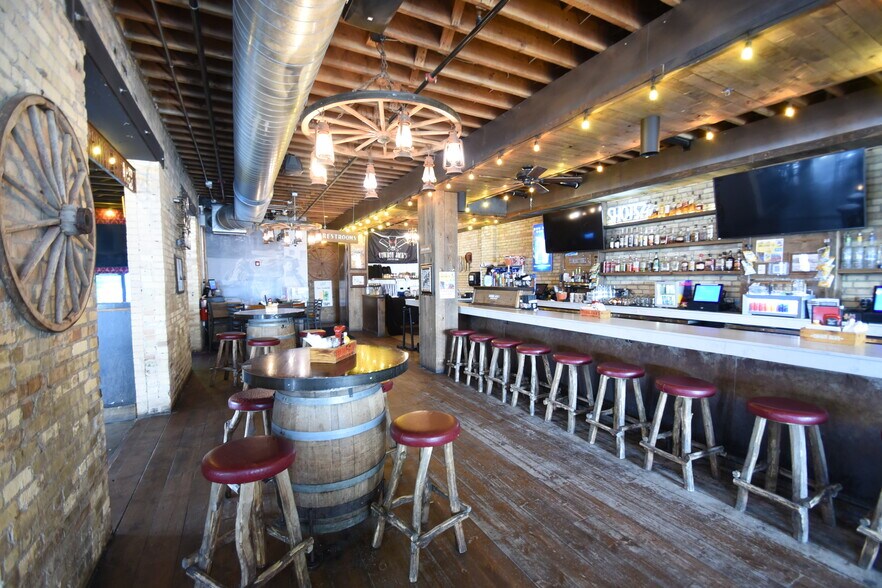 More Photos Of 506 Broadway, Fargo Restaurant For Lease