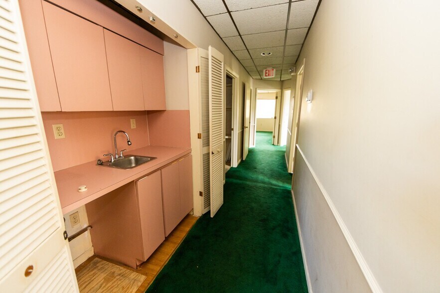 More Photos Of 300 NW 70th Ave, Plantation Medical For Lease