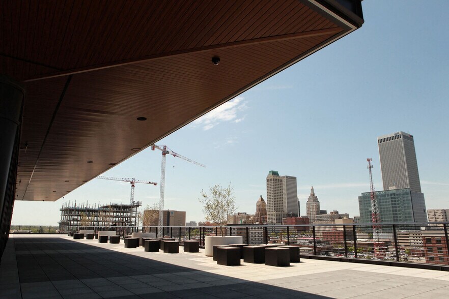 More Photos Of 21 N Greenwood Ave, Tulsa Office For Lease