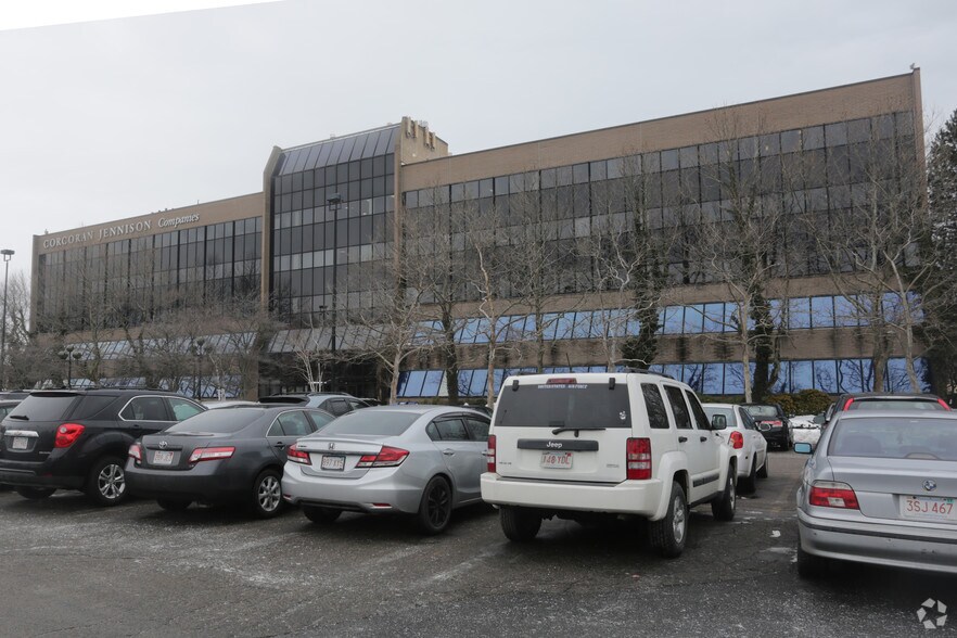 More Photos Of 150 Mount Vernon St, Dorchester Office For Lease