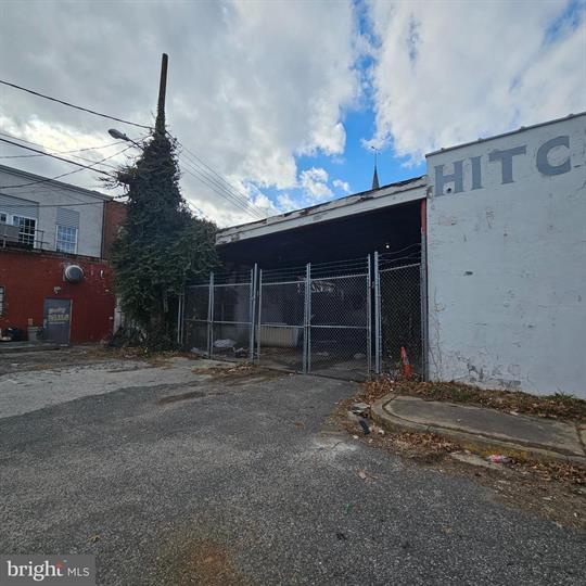 More Photos Of 138 W Broadway, Salem Storefront Retail Office For Sale