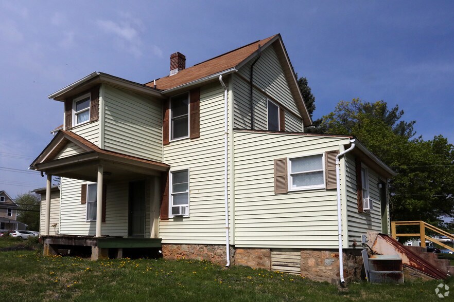 More Photos Of 635 Main St, Reisterstown Office For Sale