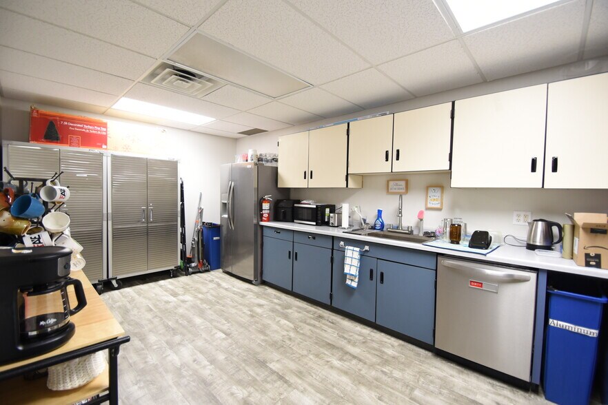 More Photos Of 1320 1st Ave N, Fargo Loft Creative Space For Sale