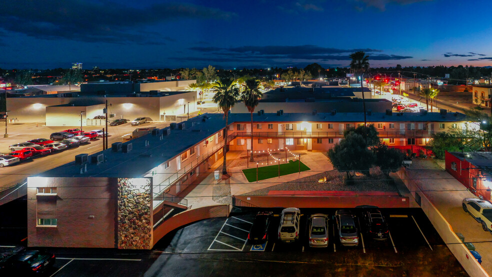 Primary Photo Of 4302 E Bellevue St, Tucson Apartments For Sale