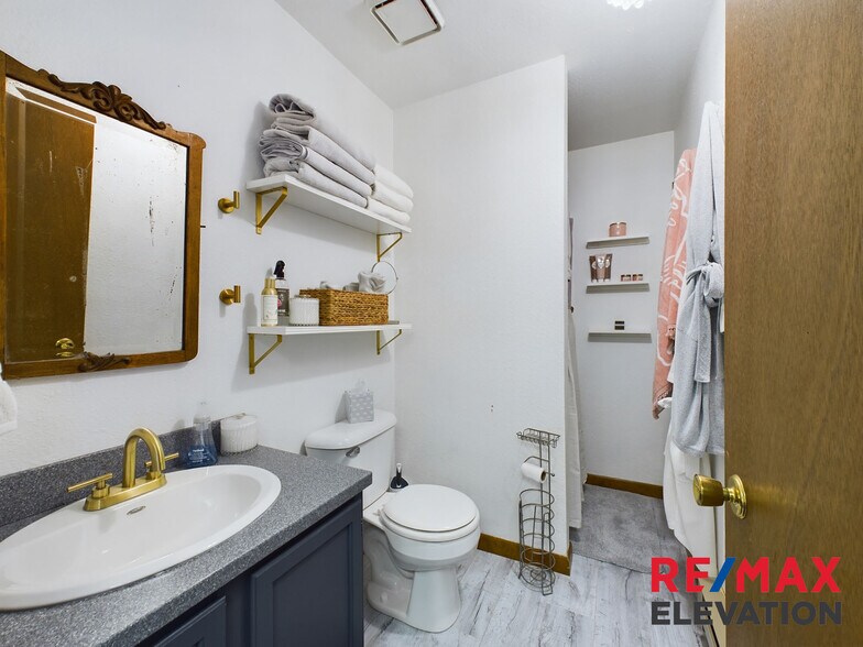 More Photos Of 1128 12th St, Cody Restaurant For Sale