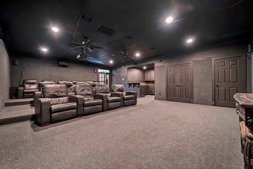 More Photos Of 5607 Sapp Rd, Conroe Lodge Meeting Hall For Sale