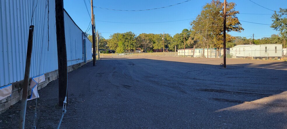 More Photos Of 2824 E Marshall Ave, Longview Land For Lease