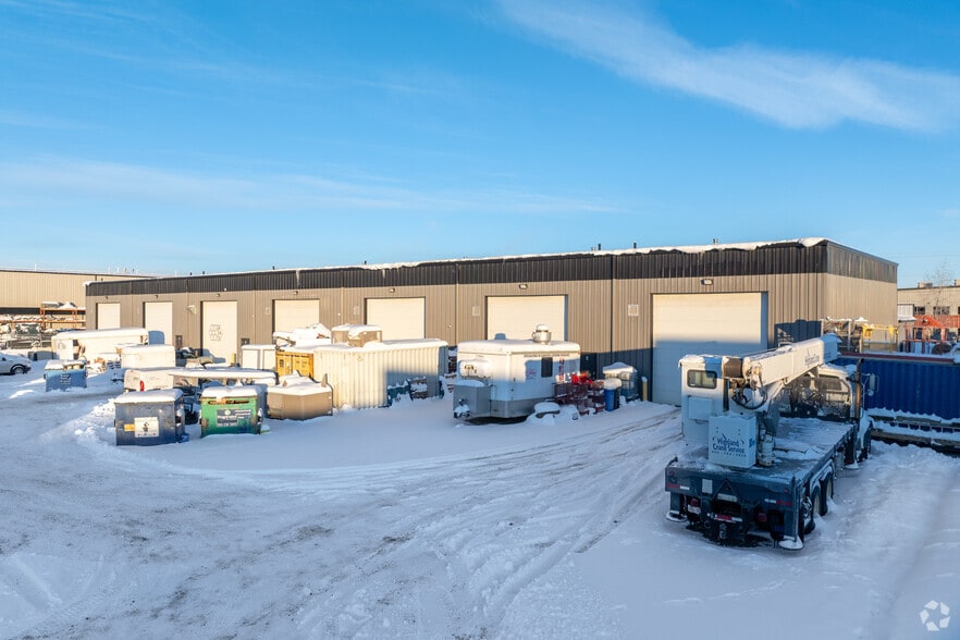 More Photos Of 285059 Frontier Rd, Rocky View No 44 Warehouse For Lease