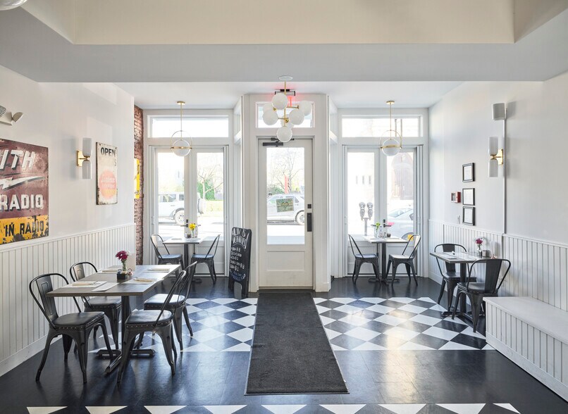 More Photos Of 47 Bridge St, Lambertville Restaurant For Sale