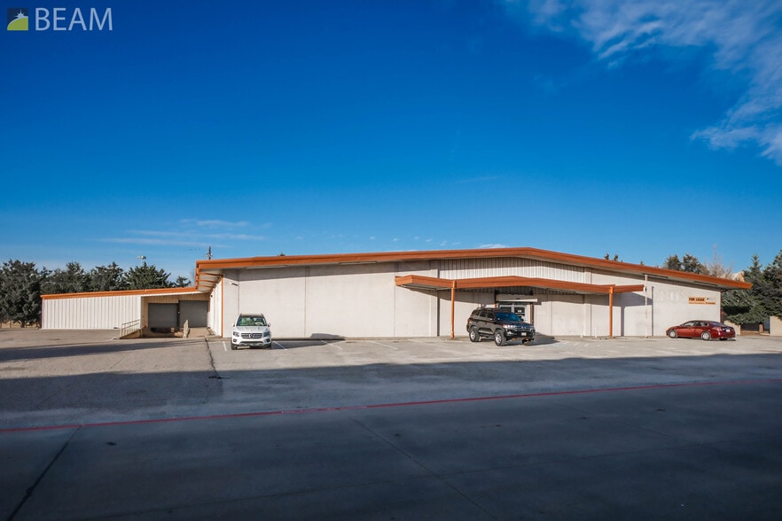 Primary Photo Of 2004 W University Dr, McKinney Freestanding For Sale