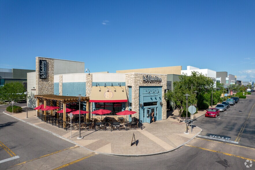 More Photos Of 2716-2810 S Market St, Gilbert Unknown For Lease
