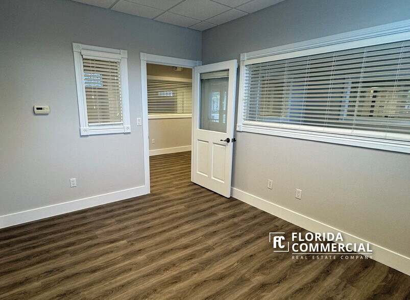 More Photos Of 1330 SE Federal Hwy, Stuart Office Residential For Lease