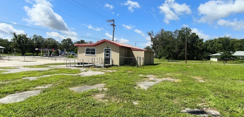 More Photos Of 14610 Kennard St, Waldo Freestanding For Sale