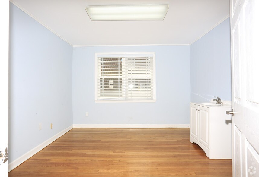 More Photos Of 415 Capitol Ave, Bridgeport Office For Lease