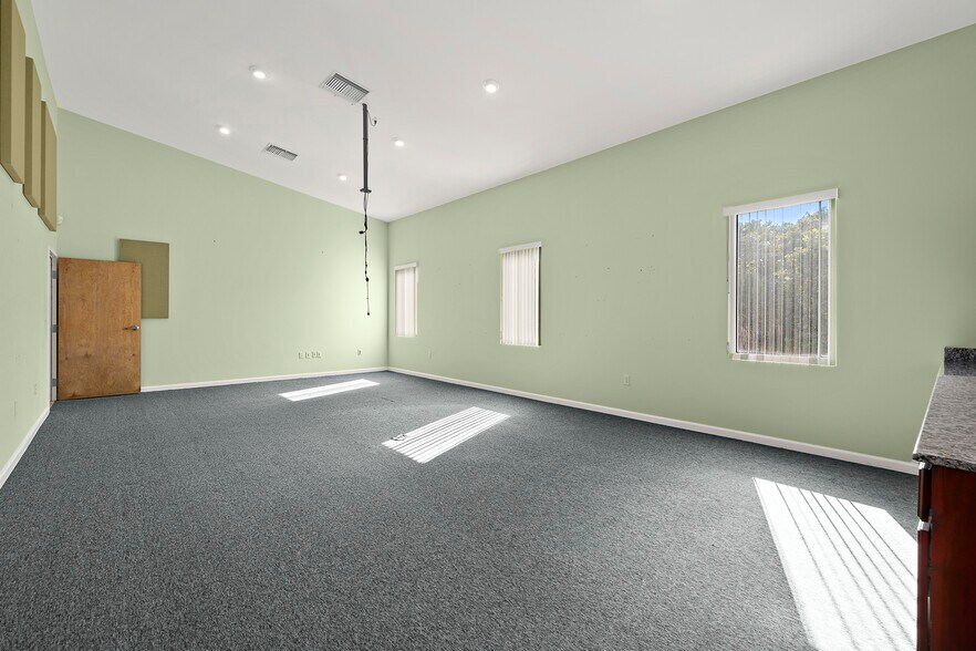 More Photos Of 3270 Highway A1A, Melbourne Beach Office For Lease