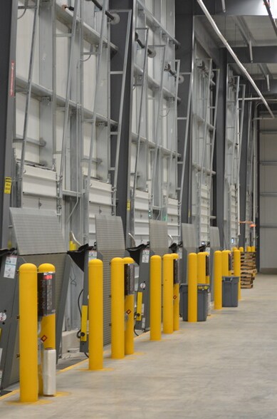 More Photos Of 188 Brooke Rd, Winchester Refrigeration Cold Storage For Lease