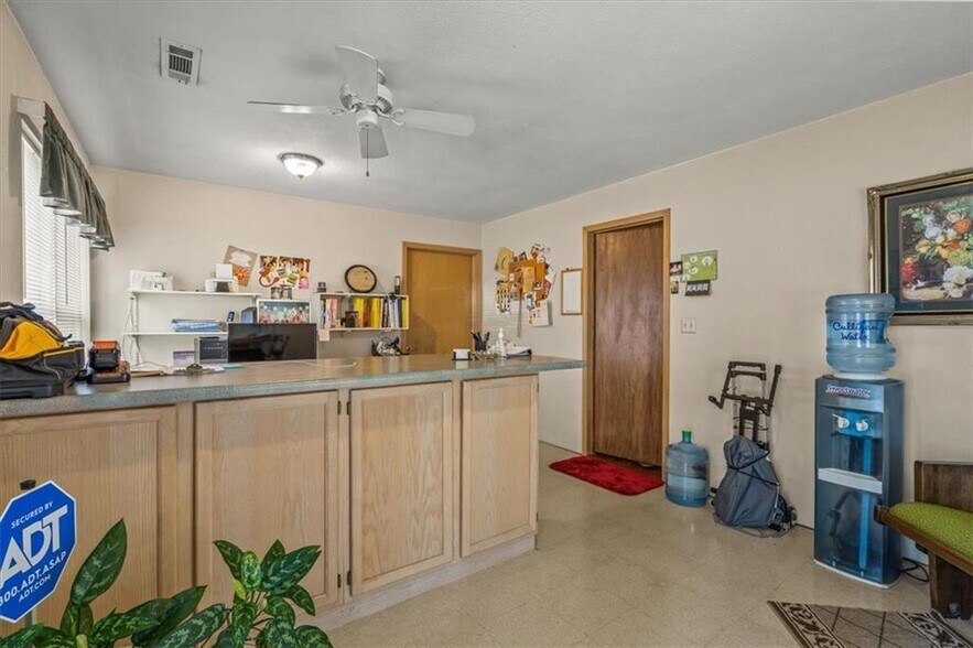 More Photos Of 15 Pivot Rock Rd, Eureka Springs Apartments For Sale