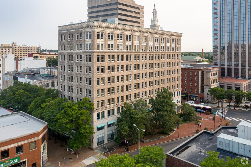 More Photos Of 1391 Main St, Springfield Office For Lease