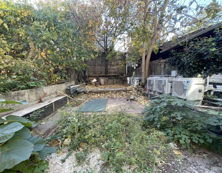More Photos Of 1084 Fulton St, Brooklyn Multifamily For Sale