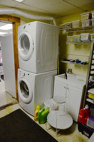 More Photos Of 1654 Elmwood Ave, Buffalo Restaurant For Sale