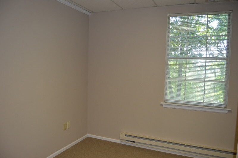More Photos Of 1-8 Manor Dr, Hampton Medical For Sale