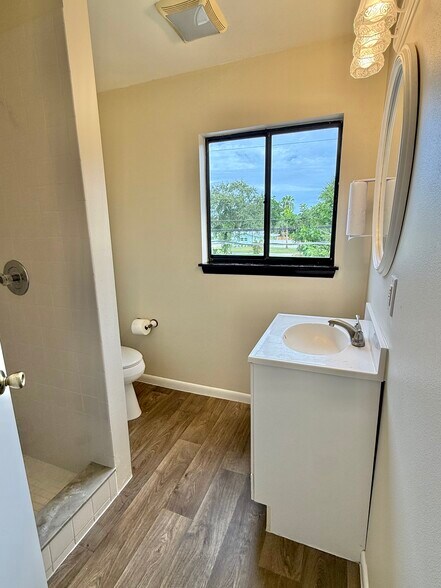 More Photos Of 442 4th Ave, Indialantic Office For Lease