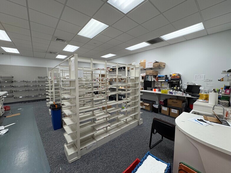 More Photos Of 15483 S Dixie Hwy, Monroe Storefront For Sale