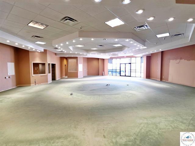 More Photos Of 770 Winchester Dr, Sedalia General Retail For Sale
