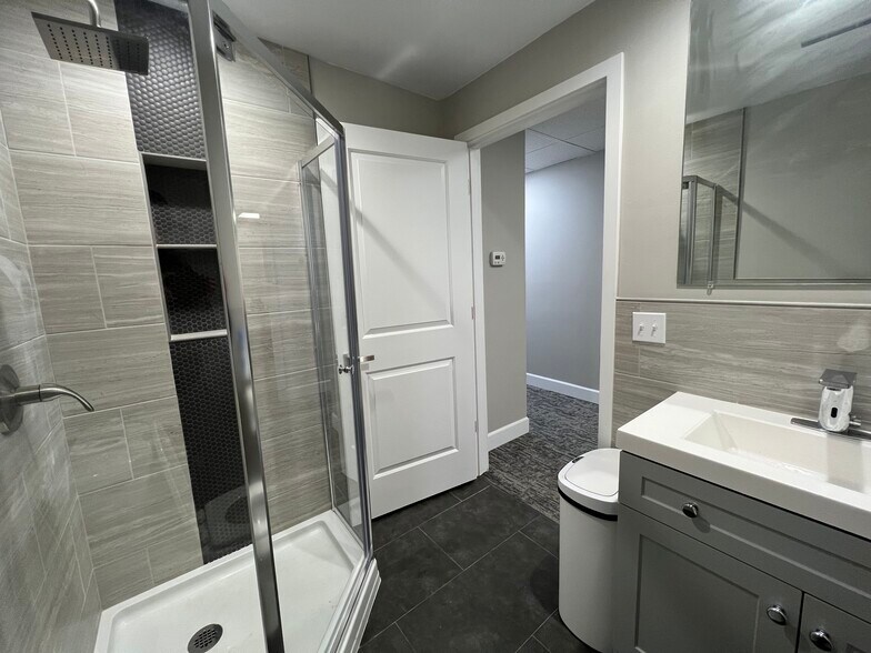 More Photos Of 11166 Huron St, Northglenn Loft Creative Space For Lease