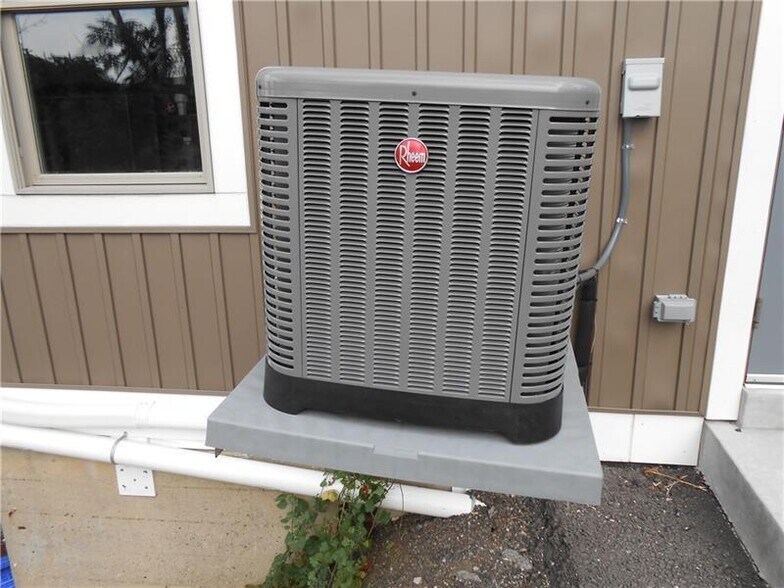 More Photos Of 205 Clairton Blvd, Pittsburgh Office For Lease