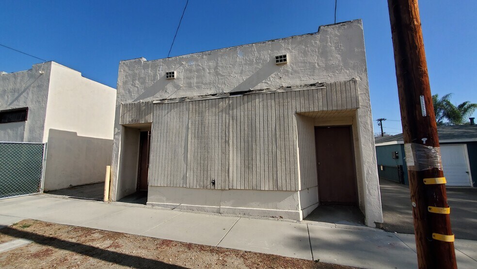 More Photos Of 1736-1740 N Sierra Bonita Ave, Pasadena Office Residential For Sale