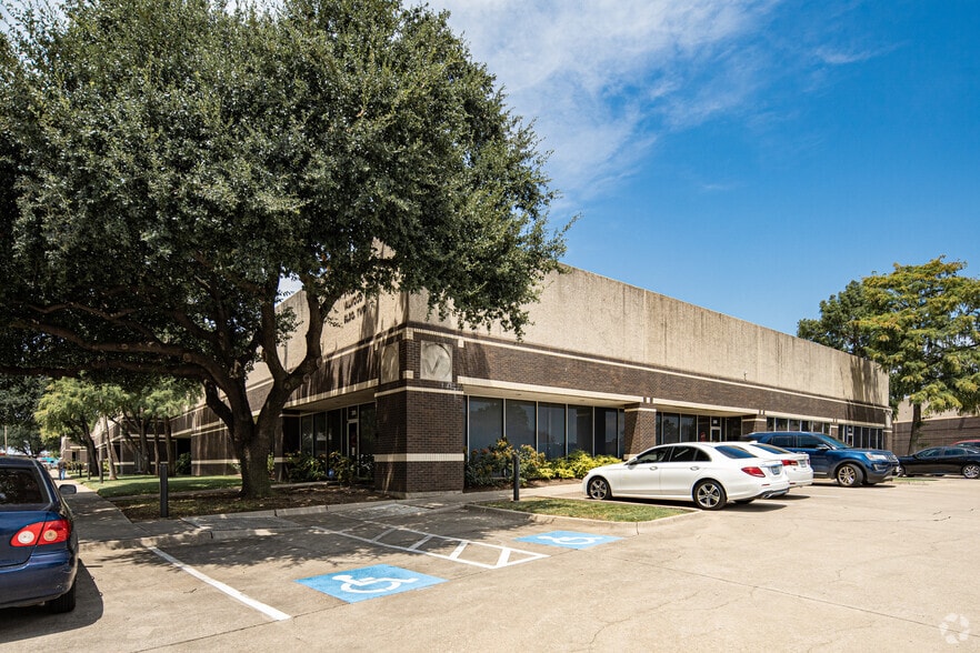 More Photos Of 1313 Valwood Pky, Carrollton Unknown For Lease