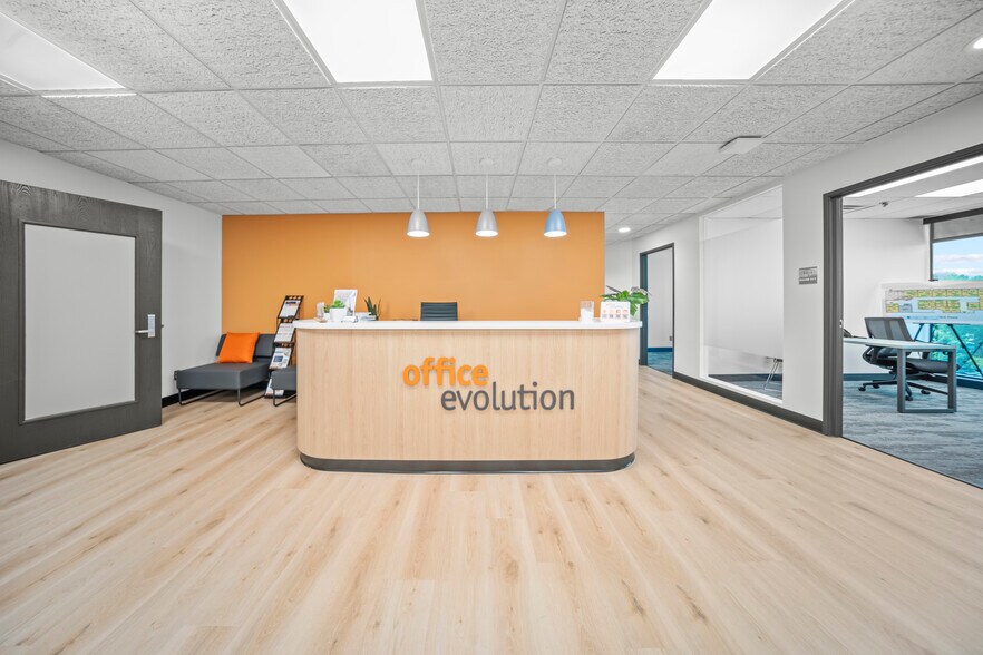 More Photos Of 4807 Rockside Rd, Independence Coworking Space
