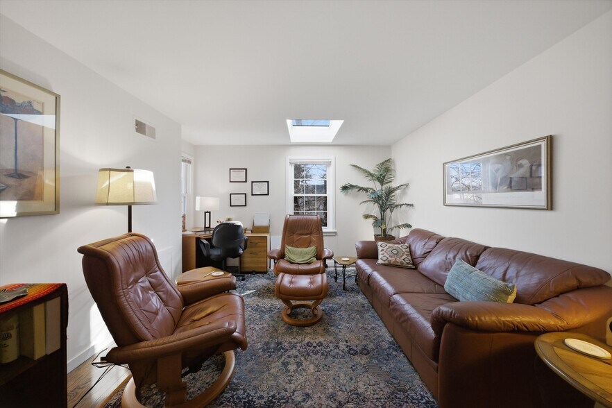 More Photos Of 3624 216th St, Matteson Flex For Sale