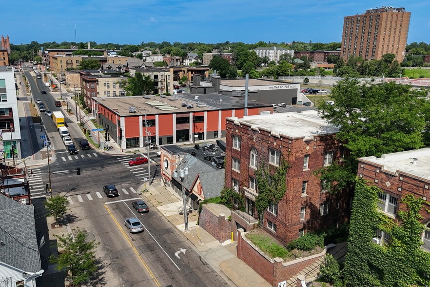More Photos Of 1925 Lyndale Ave S, Minneapolis General Retail For Sale